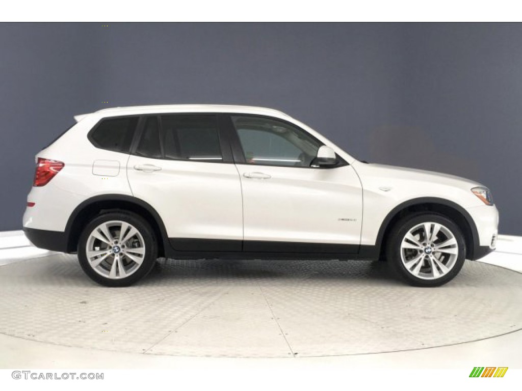 2016 X3 xDrive28i - Mineral White Metallic / Saddle Brown photo #31