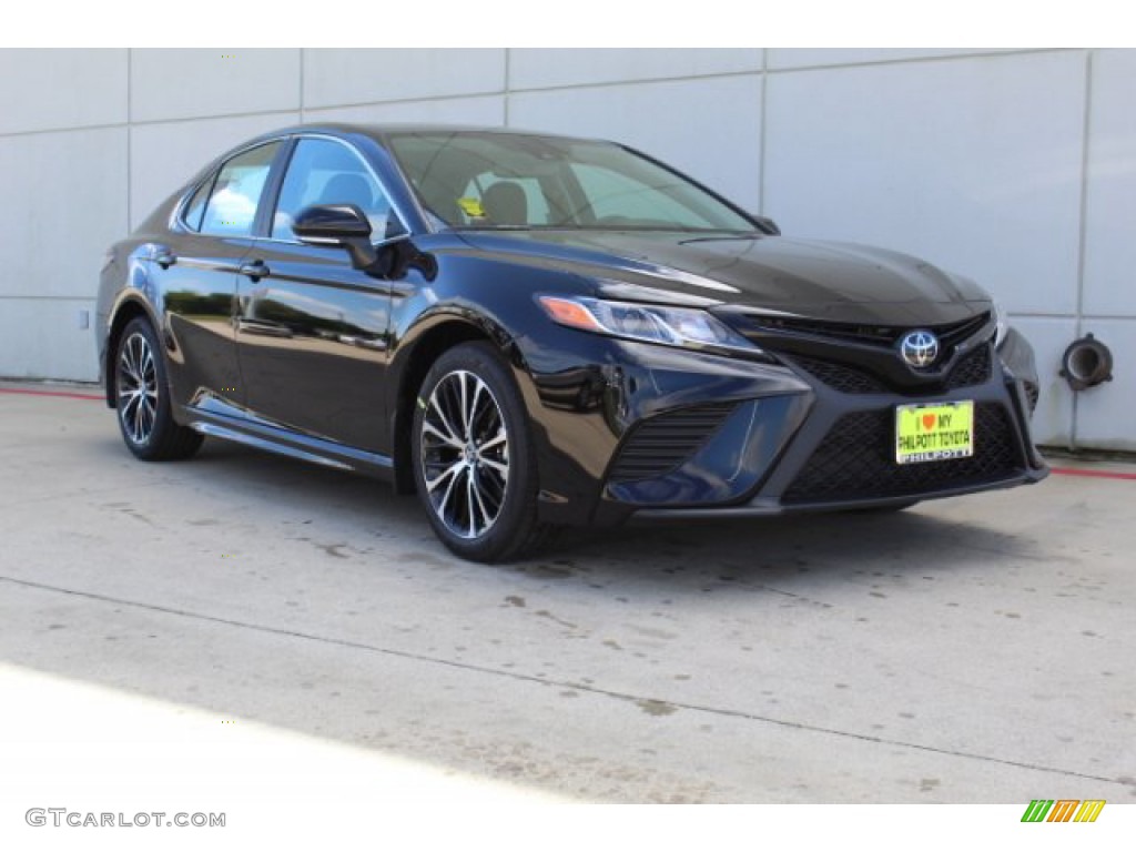 2019 Camry SE - Midnight Black Metallic / Black photo #2