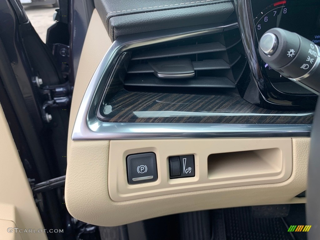 2019 Cadillac XT5 AWD Controls Photo #133098936