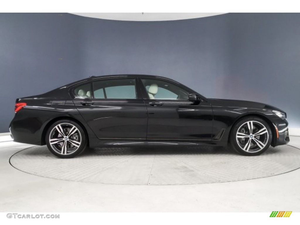 2019 7 Series 740i Sedan - Black Sapphire Metallic / Ivory White photo #19