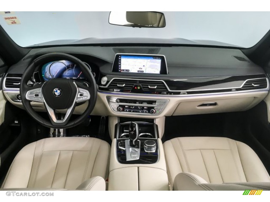 2019 7 Series 740i Sedan - Black Sapphire Metallic / Ivory White photo #22