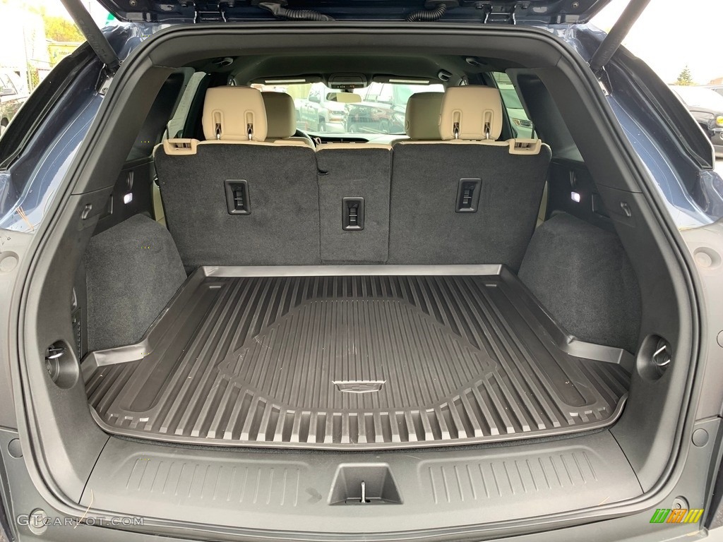 2019 Cadillac XT5 AWD Trunk Photo #133099203