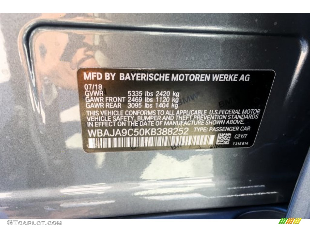 2019 5 Series 530e iPerformance Sedan - Bluestone Metallic / Black photo #11