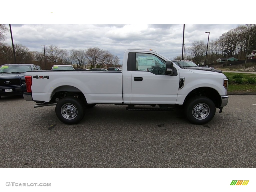 2019 F350 Super Duty XL Regular Cab 4x4 - Oxford White / Earth Gray photo #8