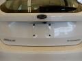 Oxford White - Focus Titanium Hatch Photo No. 7