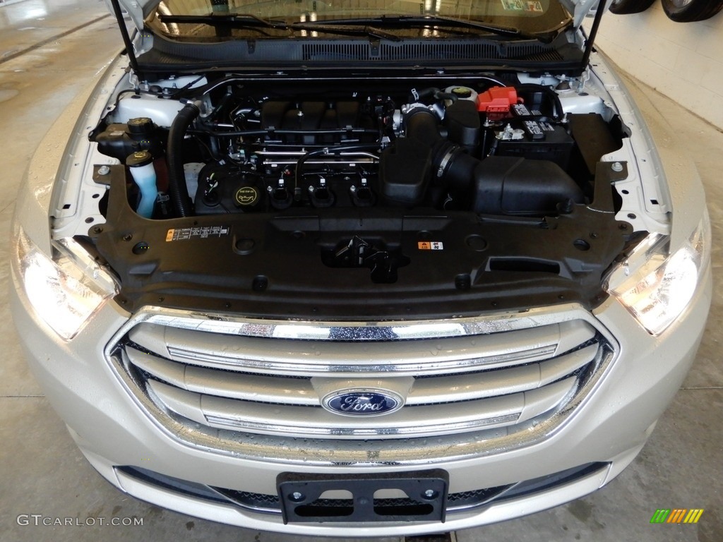 2018 Taurus Limited AWD - White Gold / Charcoal Black photo #13