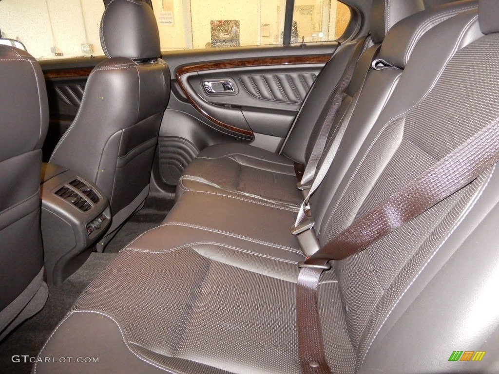 2018 Taurus Limited AWD - White Gold / Charcoal Black photo #15