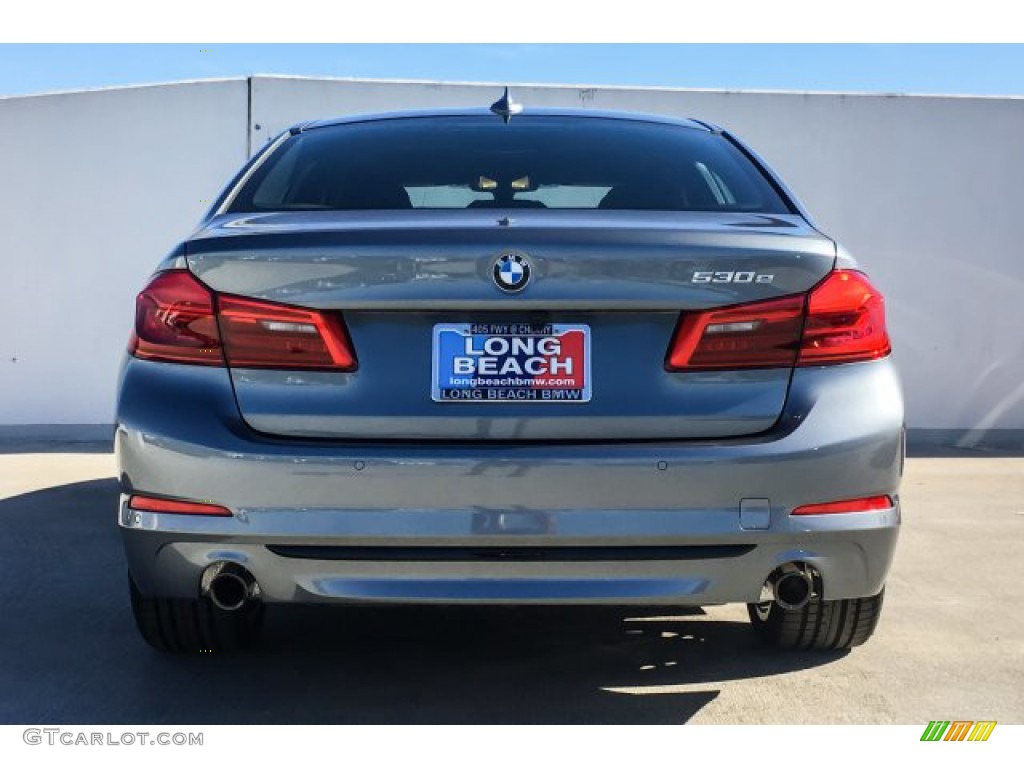 2019 5 Series 530e iPerformance Sedan - Bluestone Metallic / Black photo #3