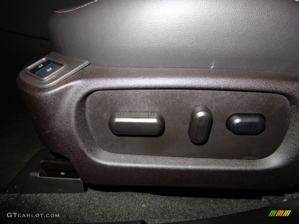 2018 Taurus Limited AWD - White Gold / Charcoal Black photo #19