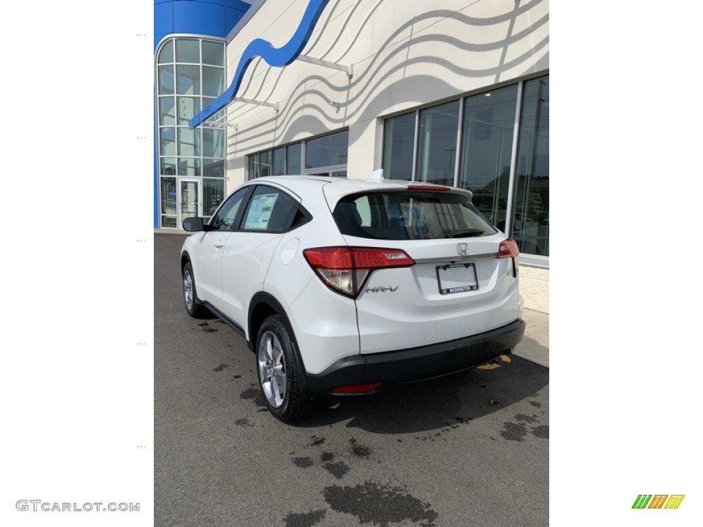 2019 HR-V LX AWD - Platinum White Pearl / Gray photo #7