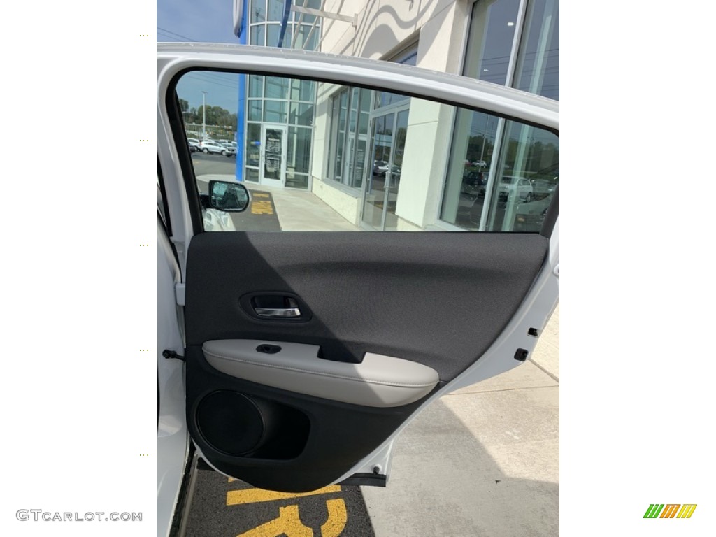 2019 HR-V LX AWD - Platinum White Pearl / Gray photo #23