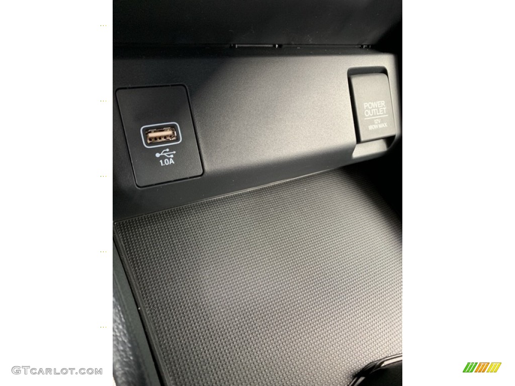 2019 HR-V LX AWD - Platinum White Pearl / Gray photo #35