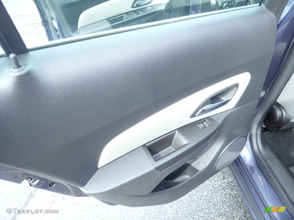 2014 Cruze LT - Atlantis Blue Metallic / Medium Titanium photo #23