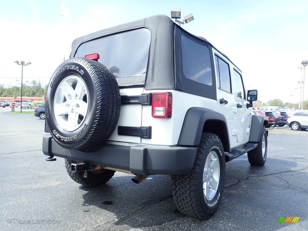 2009 Wrangler Unlimited X 4x4 - Stone White / Dark Slate Gray/Medium Slate Gray photo #6