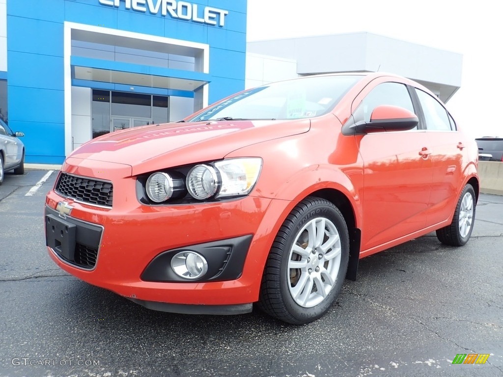 2012 Sonic LT Sedan - Inferno Orange Metallic / Jet Black/Dark Titanium photo #2