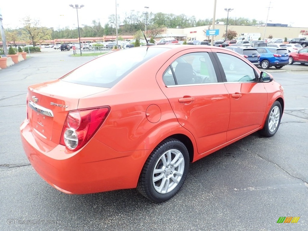 2012 Sonic LT Sedan - Inferno Orange Metallic / Jet Black/Dark Titanium photo #9