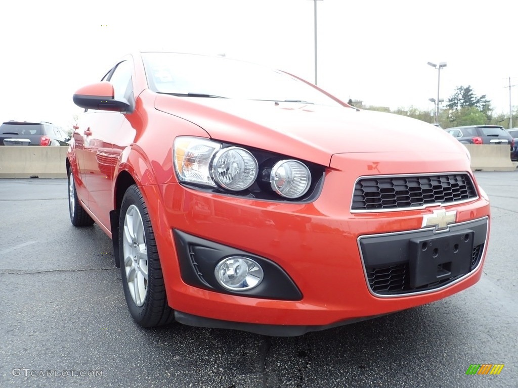 2012 Sonic LT Sedan - Inferno Orange Metallic / Jet Black/Dark Titanium photo #12