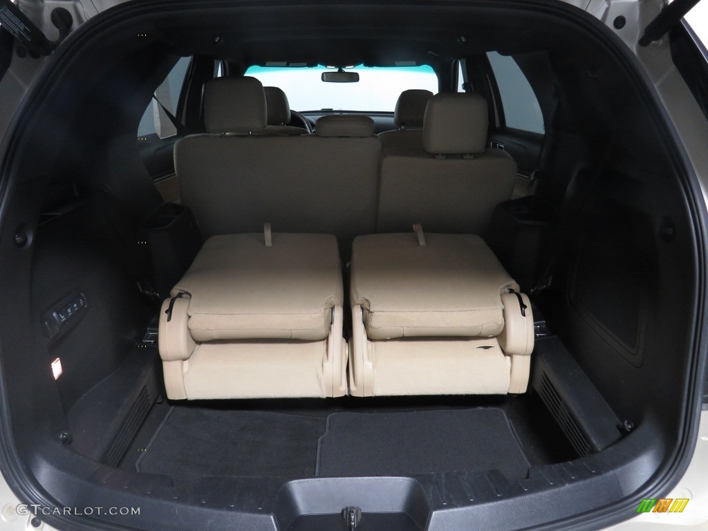 2017 Explorer Limited 4WD - White Gold / Medium Light Camel photo #22