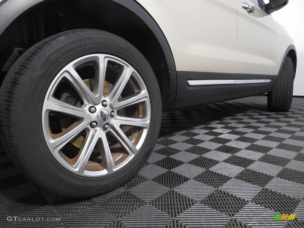 2017 Explorer Limited 4WD - White Gold / Medium Light Camel photo #24