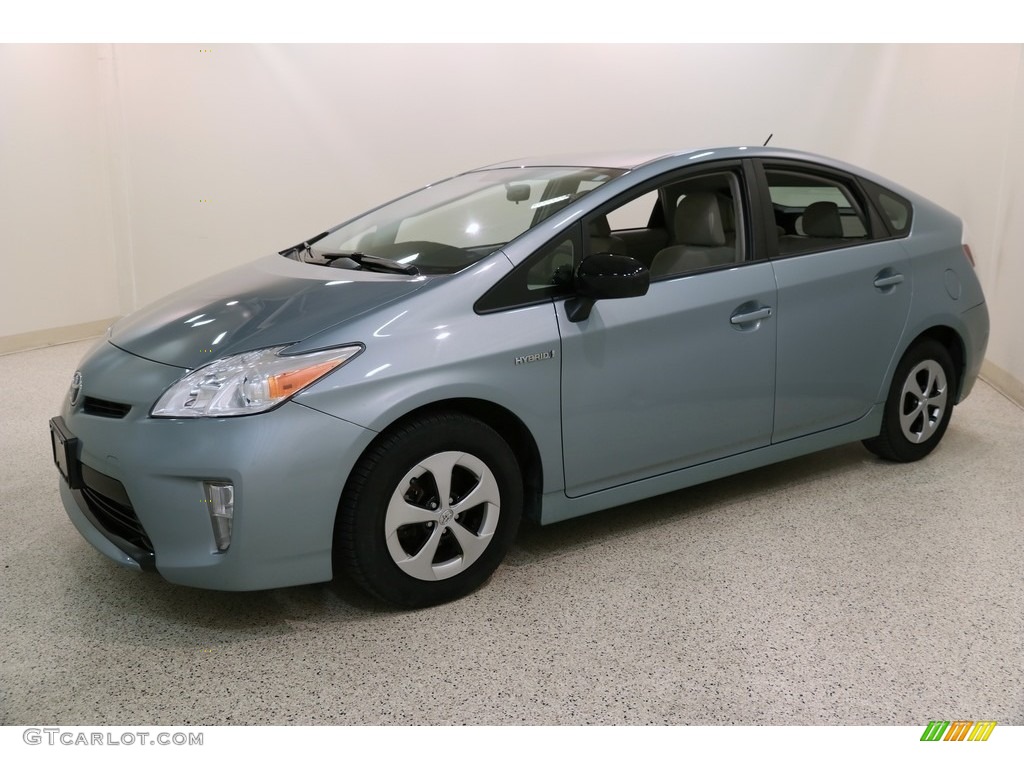 2012 Prius 3rd Gen Two Hybrid - Sea Glass Pearl / Bisque photo #3