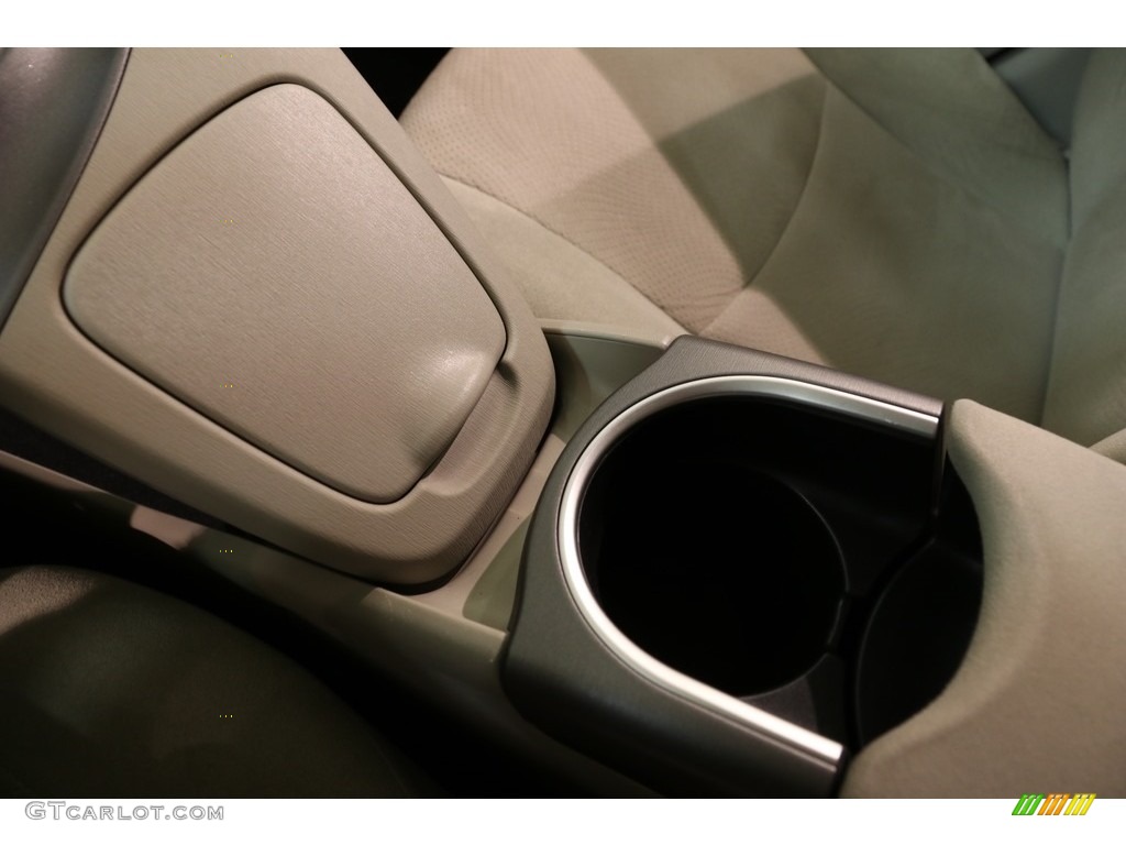 2012 Prius 3rd Gen Two Hybrid - Sea Glass Pearl / Bisque photo #17