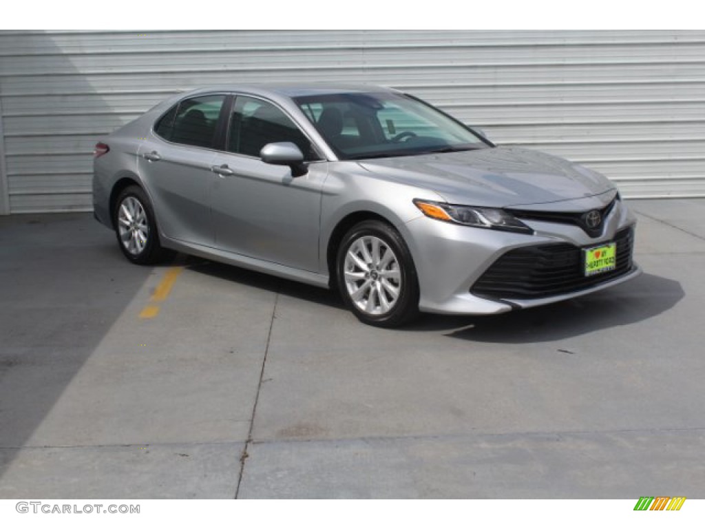 2018 Camry LE - Celestial Silver Metallic / Black photo #2