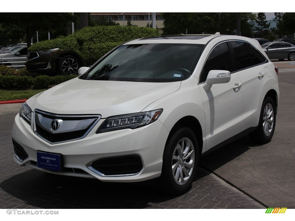 2017 RDX Technology AWD - White Diamond Pearl / Parchment photo #4