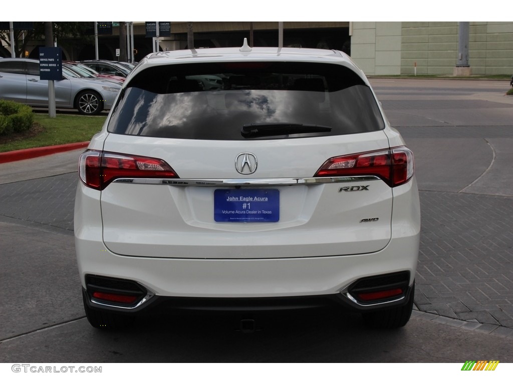 2017 RDX Technology AWD - White Diamond Pearl / Parchment photo #7