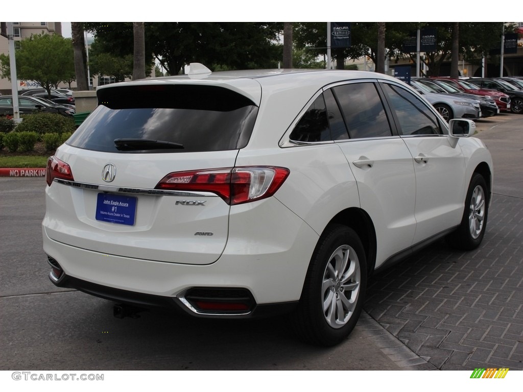 2017 RDX Technology AWD - White Diamond Pearl / Parchment photo #8