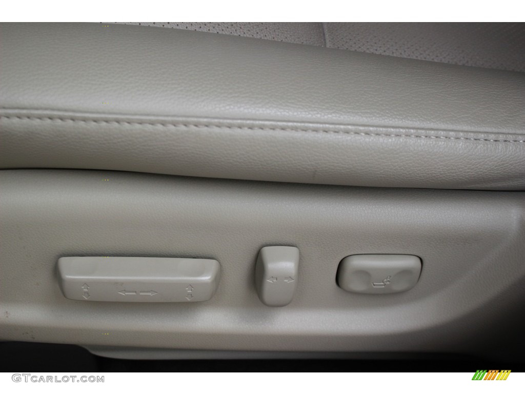 2017 RDX Technology AWD - White Diamond Pearl / Parchment photo #17