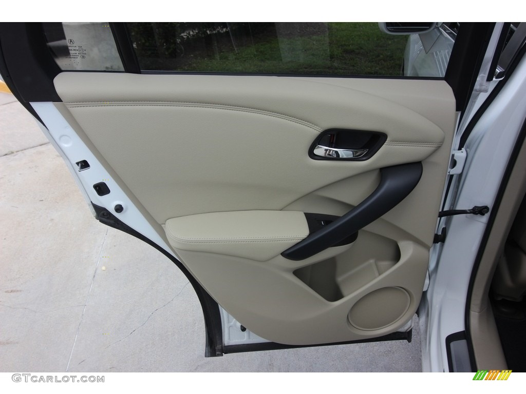 2017 RDX Technology AWD - White Diamond Pearl / Parchment photo #21