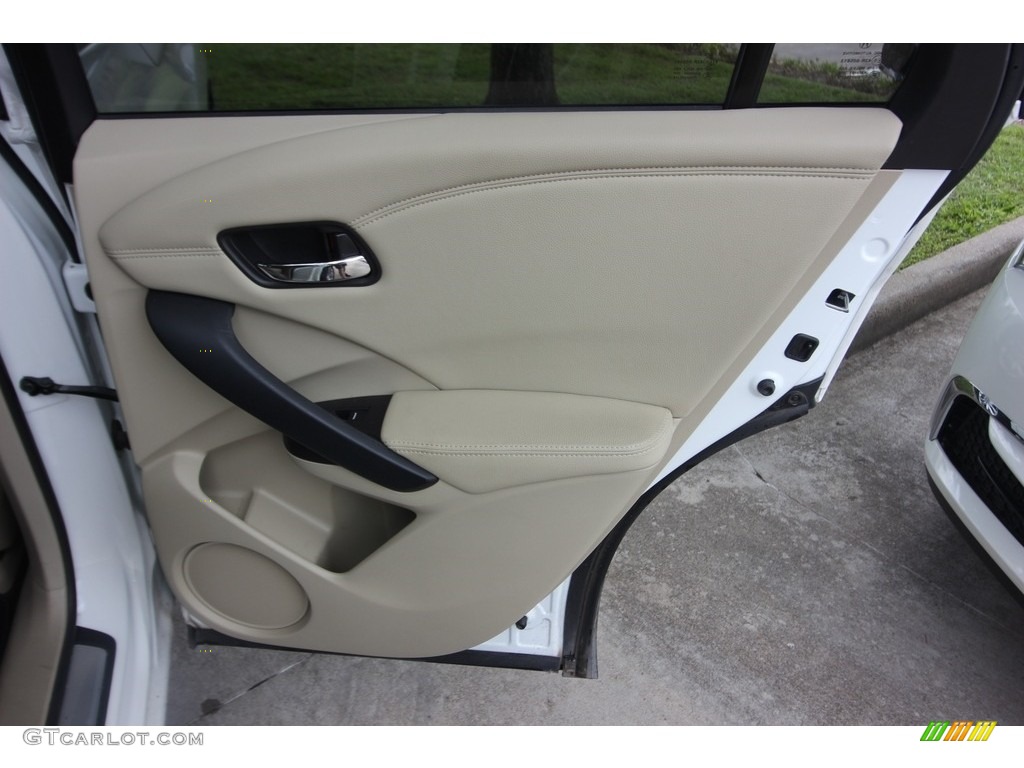 2017 RDX Technology AWD - White Diamond Pearl / Parchment photo #23