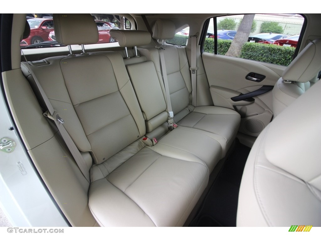 2017 RDX Technology AWD - White Diamond Pearl / Parchment photo #24