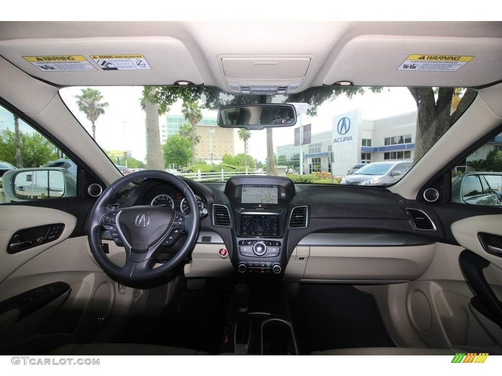 2017 RDX Technology AWD - White Diamond Pearl / Parchment photo #27