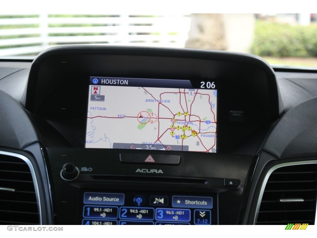 2017 RDX Technology AWD - White Diamond Pearl / Parchment photo #29