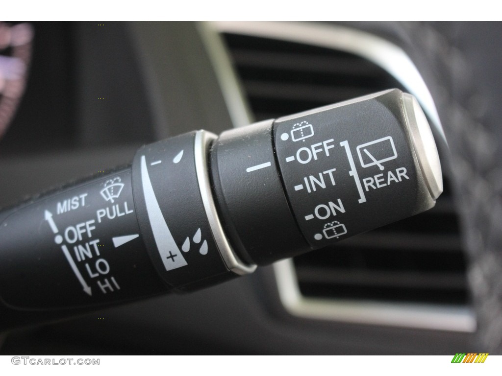 2017 RDX Technology AWD - White Diamond Pearl / Parchment photo #38