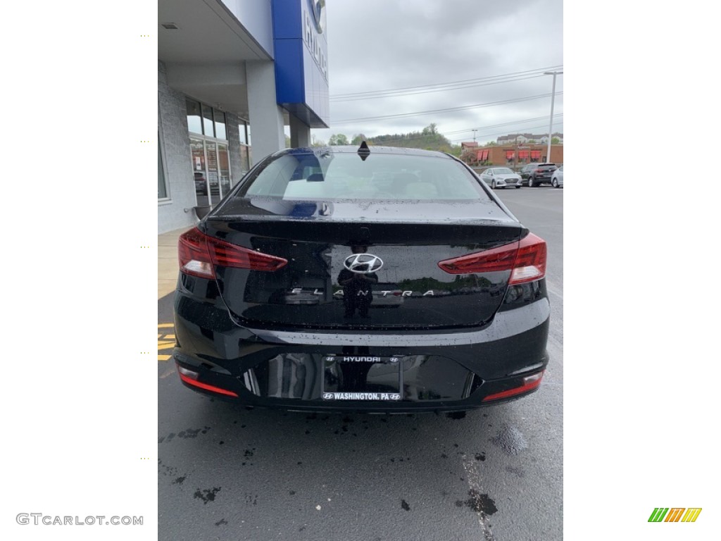 2019 Elantra Value Edition - Phantom Black / Beige photo #5