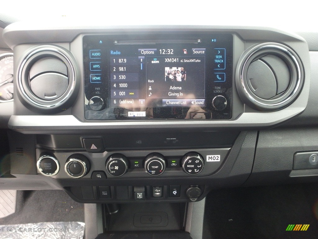 2019 Toyota Tacoma TRD Off-Road Double Cab 4x4 Controls Photo #133130885