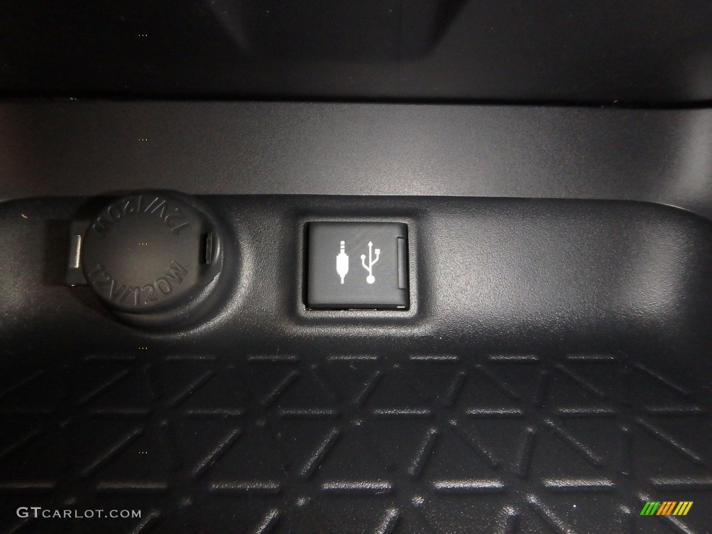 2019 RAV4 LE AWD Hybrid - Silver Sky Metallic / Black photo #15