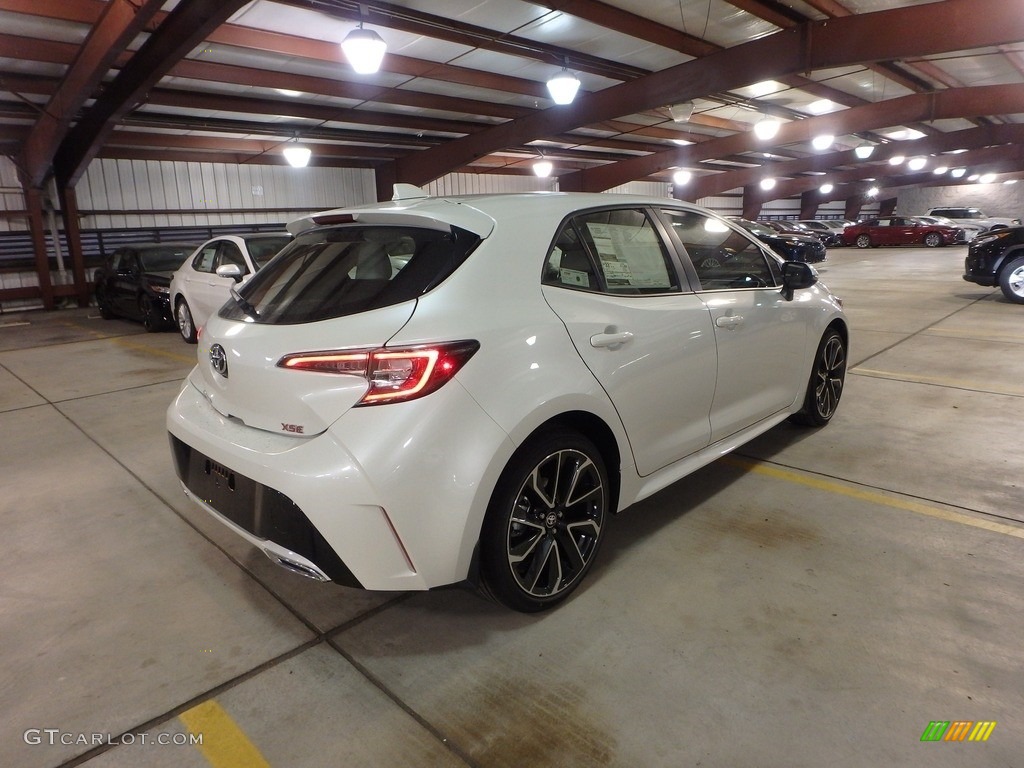 2019 Corolla Hatchback XSE - Blizzard White Pearl / Moonstone photo #2