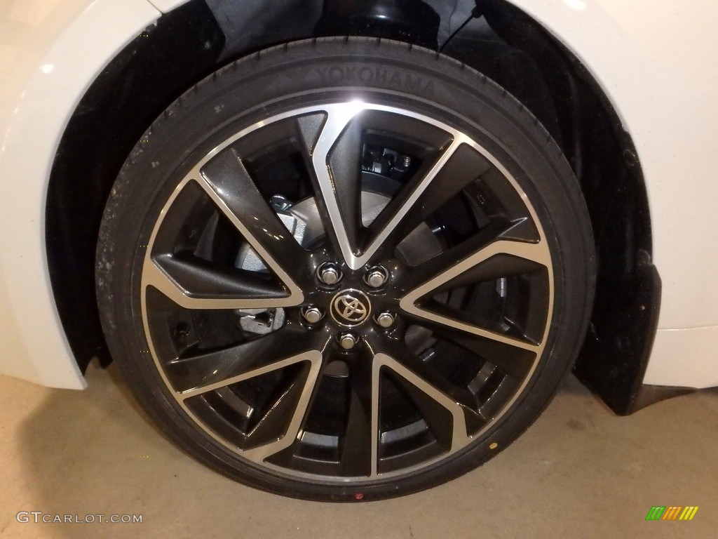 2019 Toyota Corolla Hatchback XSE Wheel Photos