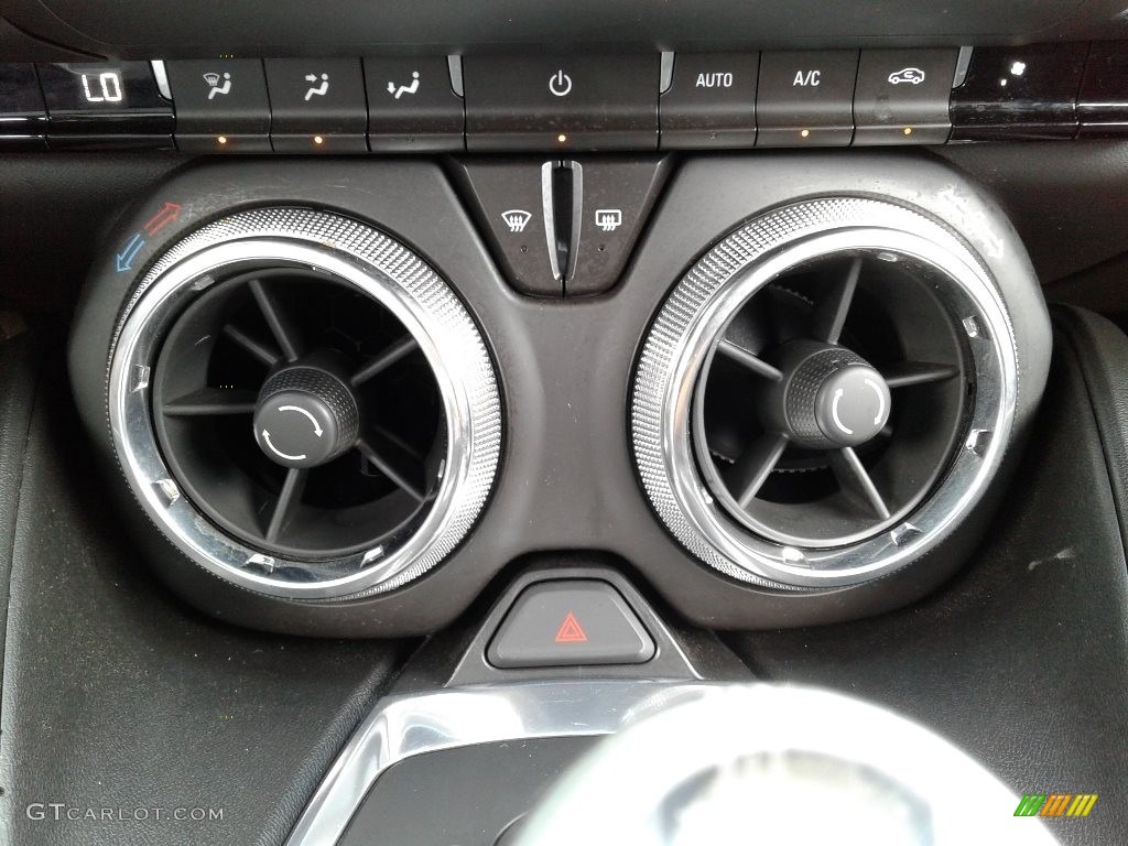 2018 Chevrolet Camaro SS Convertible Controls Photo #133134422