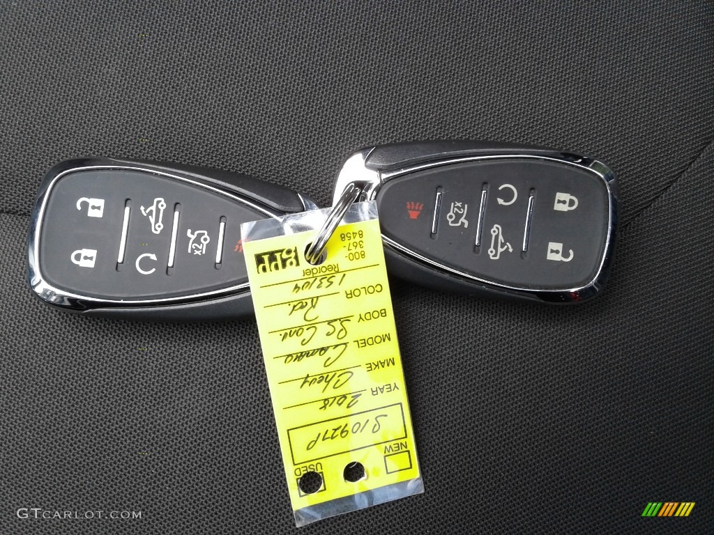 2018 Chevrolet Camaro SS Convertible Keys Photos