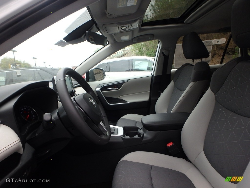 Light Gray Interior 2019 Toyota RAV4 XLE AWD Photo #133135112