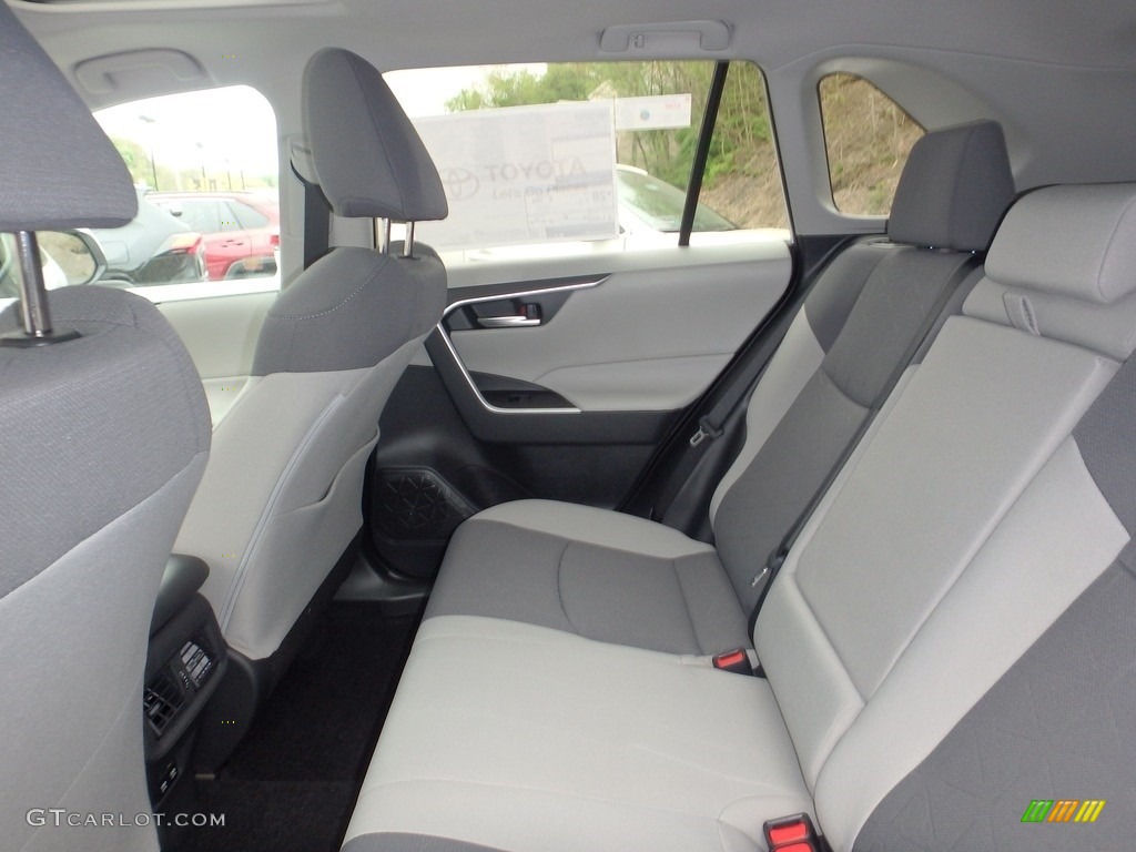 Light Gray Interior 2019 Toyota RAV4 XLE AWD Photo #133135136
