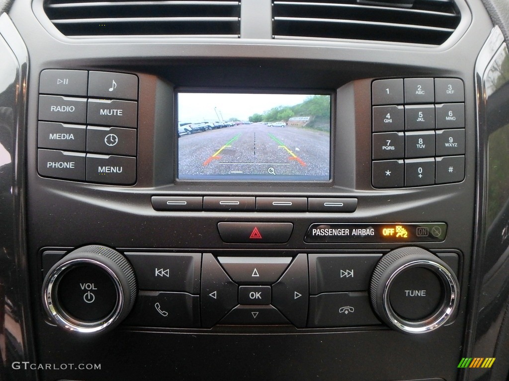 2019 Explorer 4WD - Blue Metallic / Medium Stone photo #20