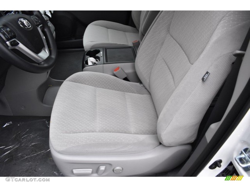 2020 Toyota Sienna LE AWD Front Seat Photo #133135742