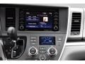 2020 Toyota Sienna LE AWD Controls