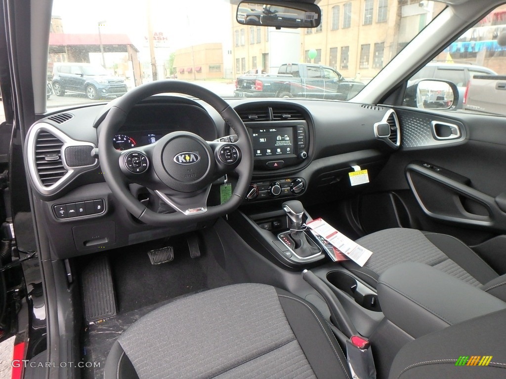 Black Interior 2020 Kia Soul GT-Line Photo #133135997