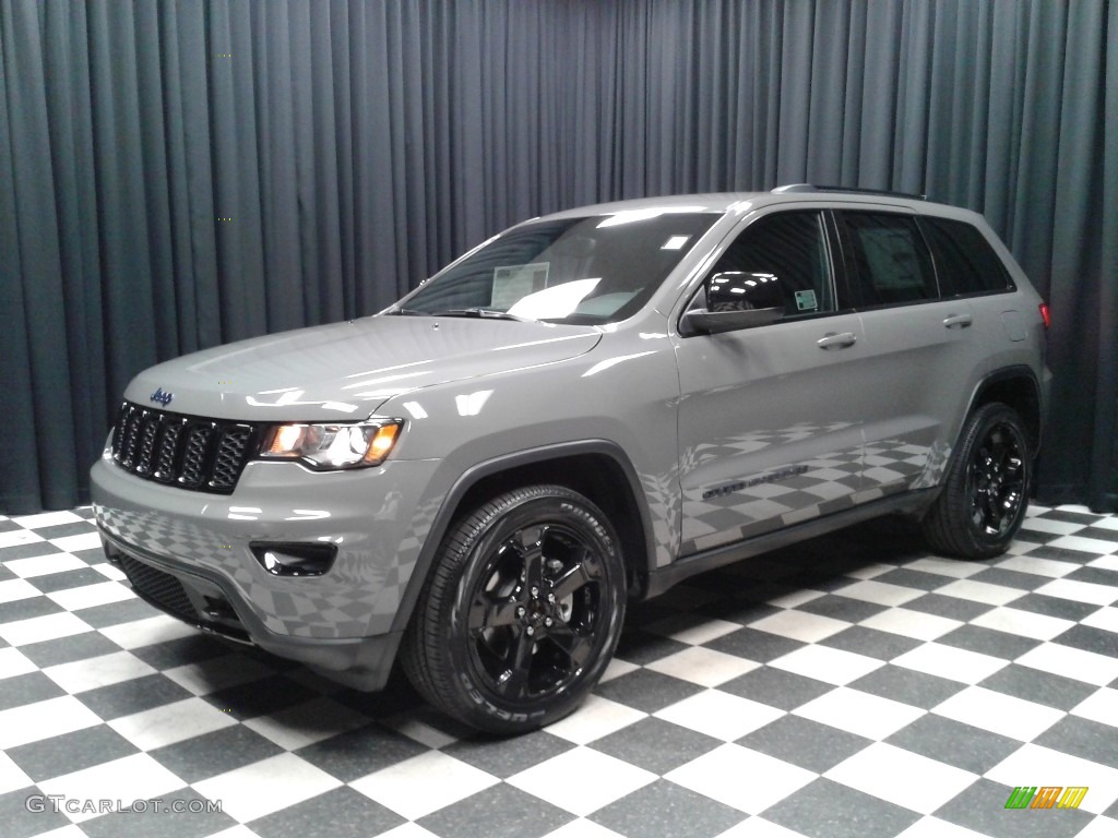 2019 Grand Cherokee Upland 4x4 - Sting-Gray / Black photo #2